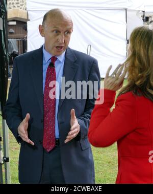 John Healey arrive pour donner des entrevues aux médias, après être revenu au Parlement après l'annulation de la prorogation par la Cour suprême. 25 septembre 2019. John Healey (né en 1960); politicien du Parti travailliste britannique, membre du Parlement (député) de Wentworth et Dearne depuis 1997 et Secrétaire d'État adjoint au logement depuis 2016. Banque D'Images