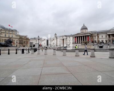 Trafalgar Square et la National Gallery de Londres; déserte, pendant la pandémie du virus Corona (COVID-19 ). 14 mars 2020 Banque D'Images