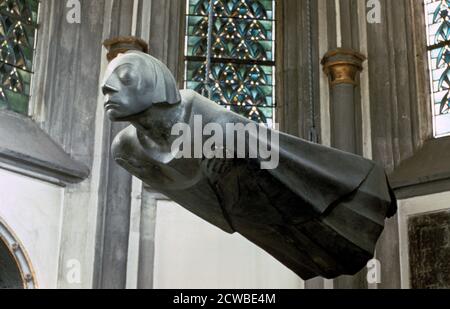 « Angel, Monument de guerre », 1927. Artiste: Ernst Barlach. Ernst Barlach (1870-1938) était un sculpteur expressionniste allemand connu pour avoir créé un conflit lors de la montée des nazis, lorsque la plupart de ses sculptures protestant contre la guerre ont été confisquées et classées comme art dégénéré Banque D'Images