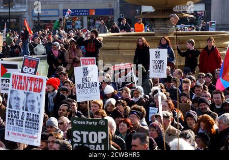 Photographie prise lors d'un rassemblement contre la guerre en Irak en 2003 Banque D'Images