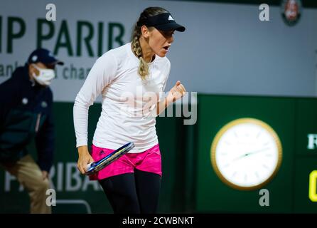 Kaja Juvan, de Slovénie, en action lors de la première partie du tournoi de tennis Roland Garros 2020, Grand Chelem, le 28 septembre 2020 à Roland Garro Banque D'Images