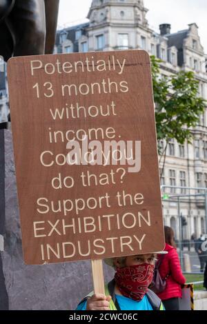 Londres, Royaume-Uni. 29 septembre 2020. Une manifestation pour soutenir l'industrie des événements en direct qui se tient dans deux endroits à l'extérieur des chambres du Parlement. Crédit : Ian Davidson/Alay Live News Banque D'Images