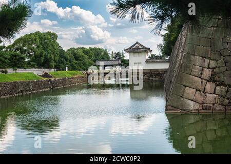 Kyoto, Japon, Asie - 3 septembre 2019 : la moutte autour du château de Nijo Banque D'Images