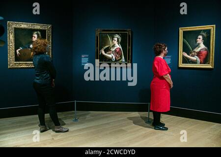 LONDRES, Royaume-Uni, 29 septembre 2020. La première exposition Artemisia de l'œuvre d'Artemisia Gentileschi (1593-1654) qui a été reportée à Apro en raison du coronavirus Covid-LockDown s'ouvre à la Galerie nationale. L'inspiration est l'acquisition, en 2018, du Self Portrait de Gentileschi comme Sainte Catherine d'Alexandrie (vers 1615-17), le premier tableau de l'artiste à entrer dans une collection publique britannique. L'exposition se tiendra du 03 octobre 2020 au 24 janvier 2021 crédit: amer ghazzal/Alamy Live News Banque D'Images