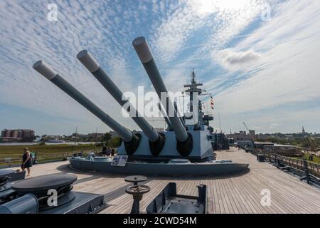 Wilmington, NC USA - février 11 2020 Battleship USS North Carolina, actuellement amarré le long de la rivière Cape Fear à Wilmington, NC. Banque D'Images