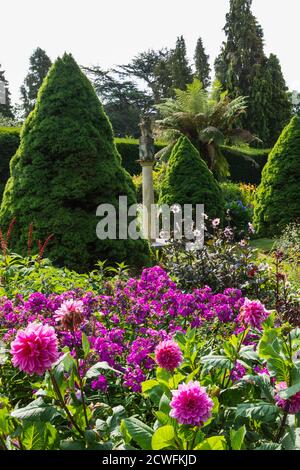 Angleterre, Hampshire, New Forest, Exbury, Exbury Gardens, Centenary Garden Banque D'Images