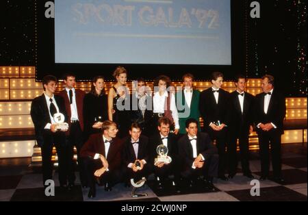 ARD Sportgala 1992, Abendveranstaltung am 13. Dezember 1992, Gruppenbild mit den Preisträgern Banque D'Images