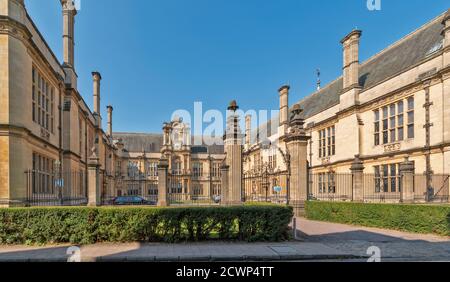 OXFORD CITY, ANGLETERRE, BÂTIMENT DES ÉCOLES D'EXAMEN DE L'UNIVERSITÉ D'OXFORD Banque D'Images