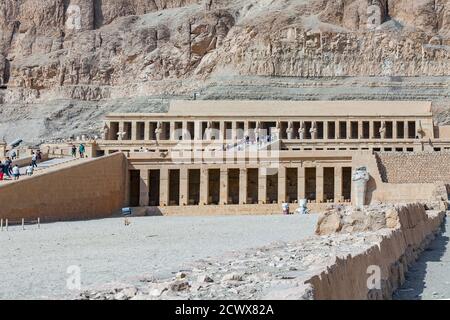 Temple Hatshepsut, Deir al-Bahri, Vallée des Rois, Louxor, Égypte Banque D'Images