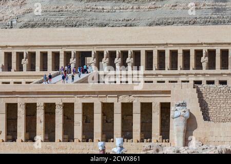 Temple Hatshepsut, Deir al-Bahri, Vallée des Rois, Louxor, Égypte Banque D'Images