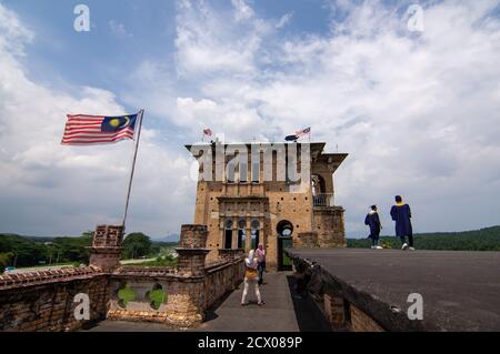 Batu Gajah, Perak/Malaisie - octobre 07 2019: Photo de diplômé au château de Kellie. Banque D'Images