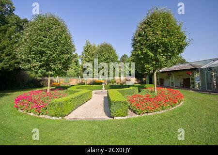 Jardin formel à Burnby Hall Gardens, Pocklington, East Yorkshire Banque D'Images