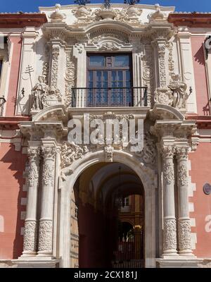 Façade du Palais Archevêque. Bâtiment de style baroque espagnol à Séville, Espagne Banque D'Images