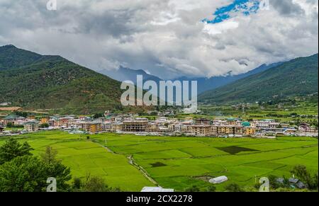 Vue panoramique sur la ville de Paro à Paro, Bhoutan Banque D'Images