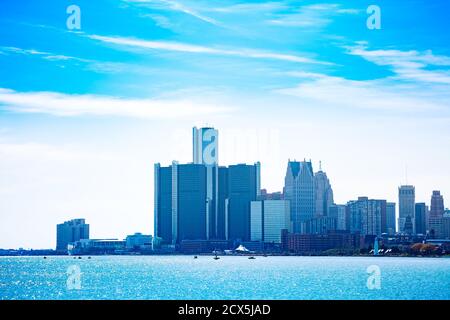 Rivière Detroit et centre-ville depuis le point de coucher de soleil de Belle Isle, Michigan États-Unis Banque D'Images