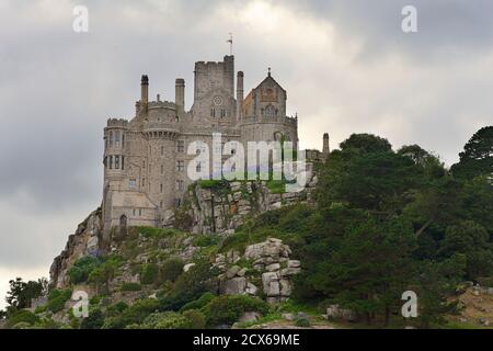 St Michael's Mount vue de la mer. Marazion, Cornwall, Angleterre Banque D'Images