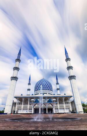 La mosquée bleue de Shah Alam, en Malaisie. Banque D'Images