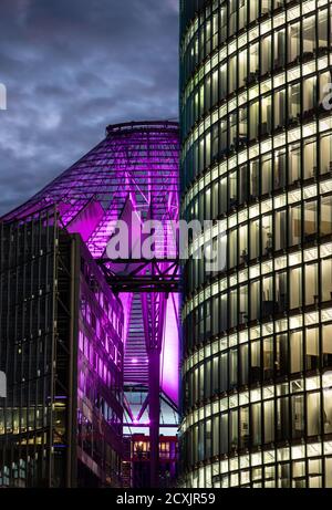 Potsdamer Platz, Berlin après le coucher du soleil Banque D'Images