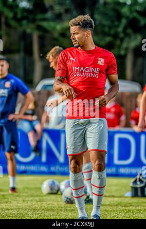 Joueur de football de la ville de Swindon Zaki Fyers juillet 2019 Wiltshire Banque D'Images