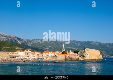 Vue panoramique sur la vieille ville de Budva, Monténégro. Banque D'Images