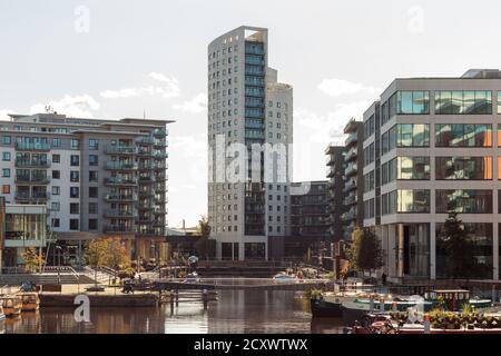 Vue sur Clarence House, Leeds Dock Banque D'Images