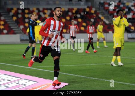 Londres, Royaume-Uni. 1er octobre 2020. A déclaré Benrahma de Brentford célèbre après avoir obtenu le deuxième but de ses équipes. Carabao Cup, EFL Cup Match, Round of 16, Brentford v Fulham au Brentford Community Stadium de Brentford, Londres, le jeudi 1er octobre 2020. Cette image ne peut être utilisée qu'à des fins éditoriales. Utilisation éditoriale uniquement, licence requise pour une utilisation commerciale. Aucune utilisation dans les Paris, les jeux ou les publications d'un seul club/ligue/joueur. photo par Steffan Bowen/Andrew Orchard sports photographie/Alay Live news crédit: Andrew Orchard sports photographie/Alay Live News Banque D'Images