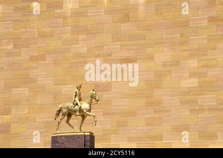 STATUE DES ANNÉES 1990 DU GÉNÉRAL ANTHONY WAYNE DEVANT PHILADELPHIE MUSÉE D'ART PHILADELPHIE PENNSYLVANIA USA - KP5757 NET002 HARS SCULPTURE À CHEVAL EXTÉRIEURE PA AU NORD-EST DE LA STATUAIRE KEYSTONE ANTHONY PHILADELPHIE MUSÉE D'ART KEYSTONE STATE RÉVOLUTIONNAIRE WAR WAYNE VOYAGE EN PENNSYLVANIE LE HÉROS DE LA CRÉATIVITÉ DE LA RÉVOLUTION AMÉRICAINE PHILLY BRONZE FRATERNEL VILLE DE FRATERNEL J'ADORE LES DORURES À L'ANCIENNE Banque D'Images