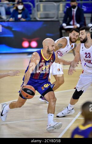 Nicholas William Calathes du FC Barcelone lors du match Euroligue de Turkish Airlines entre le FC Barcelone et le taxi CSKA Moscou au Palau Blaugrana le 01 octobre 2020 à Barcelone, Espagne. Banque D'Images