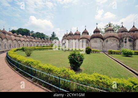 célèbre temple shiva de 108 de kalna bardhaman bengale occidental Banque D'Images