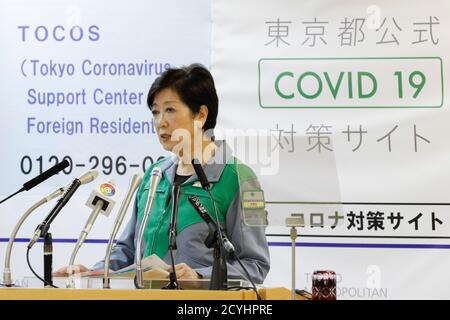 Tokyo, Japon. 2 octobre 2020. Le gouverneur de Tokyo Yuriko Koike parle lors de sa conférence de presse régulière au bâtiment du Gouvernement métropolitain de Tokyo, le 2 octobre 2020, à Tokyo, au Japon. Credit: Rodrigo Reyes Marin/AFLO/Alay Live News Banque D'Images