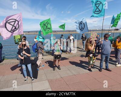 Près de 30 membres de la rébellion des extinction se réunissent pour sensibiliser les gens au changement climatique à New Brighton, Merseyside présentant: La rébellion des extinction où: Wirral, Royaume-Uni quand: 30 août 2020 crédit: WENN.com Banque D'Images