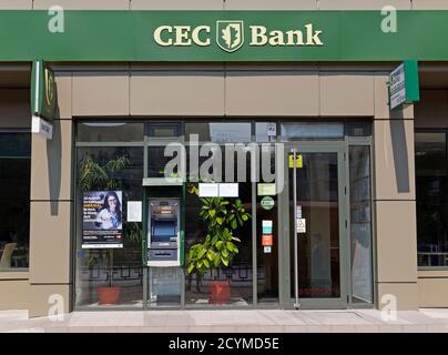 GALATI, ROUMANIE - 10 SEPTEMBRE 2015. CEC Bank Agency à Galati. La CEC Bank est une institution bancaire roumaine appartenant à l'État Banque D'Images