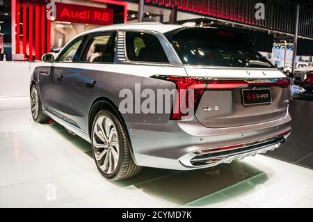 Vus électrique Hongqi E-HS9 vu au salon de l'auto de Beijing 2020. Banque D'Images