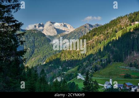 Marmolada, Canazei, Trentin, Tyrol du Sud, Italie| Banque D'Images