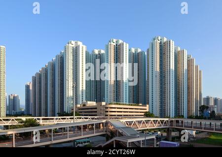 Complexe de logements de gratte-ciel haute densité à Hong Kong Banque D'Images