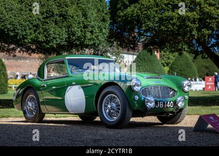 1959 Austin Healey 3000 « Works ». Construit en usine pour une utilisation dans le Sebring 1960 12 heures. Concours d'élégance 2020, Hampton court Palace, Londres. Banque D'Images