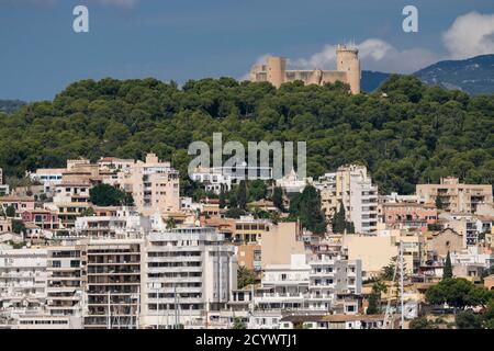 castillo de Bellver et puerto de Palma. Palma, Majorque, islas Baleares, Espagne Banque D'Images