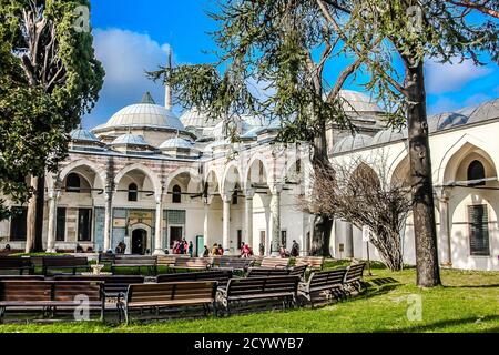 La cour du palais de Topkapi, résidence principale des sultans ottomans depuis 400 ans. Istanbul, Turquie Banque D'Images