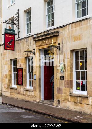 L'Eagle Pub Cambridge. Ouvert en 1667. En 1953, Crick et Watson, a annoncé dans la pub qu'ils 'découvert le secret de la vie" à l'aide de la structure de l'ADN Banque D'Images