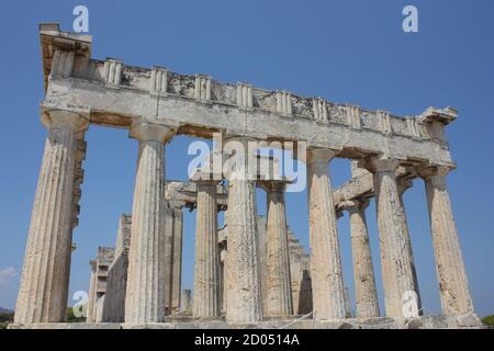 L'ancien temple grec d'Afaea (Afaia) sur l'île d'Aegina En Grèce Banque D'Images