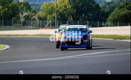Circuit de Vallelunga, Rome, Italie, 12 septembre 2020. Mercedes Smart Electric Championship, voitures de course en action sur circuit piste asphaltée Banque D'Images