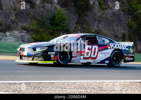 Vallelunga, Rome, Italie, 12 septembre 2020. Festival américain de Rome - Nascar Euro championnat. Ford Mustang en action arrière-plan flou Banque D'Images