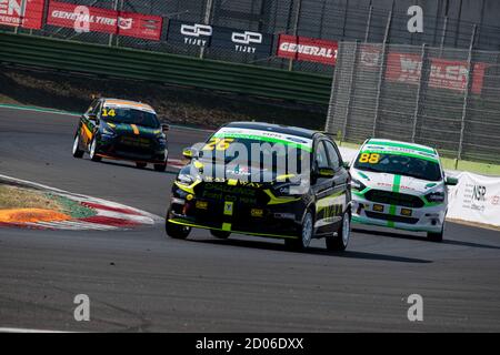 Vallelunga, Rome, Italie, 12 septembre 2020. Ford Ka championnat de course de voitures en action sur piste Banque D'Images