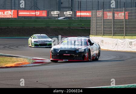 Vallelunga, Rome, Italie, 12 septembre 2020. Festival américain de Rome . Championnat d'Europe NASCAR. Ford Mustang en action Banque D'Images