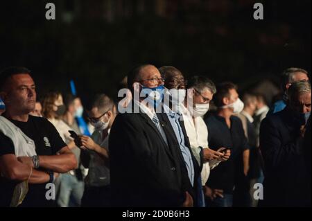 Toni Chike Iwhi, premier politicien afro-italien élu à la Ligue au Sénat italien en 2018, a écouté les discours de l'interview de Salvini pendant la réunion. Le Parti de la Ligue, populiste et de droite, tient une réunion de trois jours où ils ont parlé de la « liberté » à Catane devant leur chef, Audience préliminaire de Matteo Salvini. En tant qu'ancien ministre de l'intérieur, Matteo Salvini comparaîtra en cour pour avoir prétendument arrêté illégalement des migrants en mer sur le bateau de la garde côtière italienne Gregoretti, empêchant ainsi 131 migrants de débarquer du 27 au 31 juillet 2019. Salvini pourrait faire face à 15 ans de prison. Banque D'Images