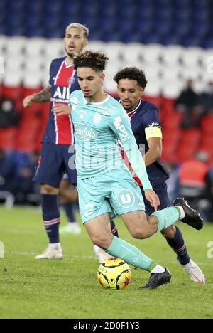Rayan ait Nouri d'Angers, Marquinhos du PSG lors du championnat français Ligue 1, match de football entre Paris Saint-Germain (PSG) et SCO Angers on Banque D'Images