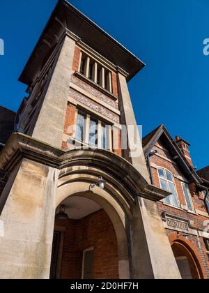 Ancien bâtiment de police, Wokingham, Berkshire, Angleterre, Royaume-Uni, GB. Banque D'Images