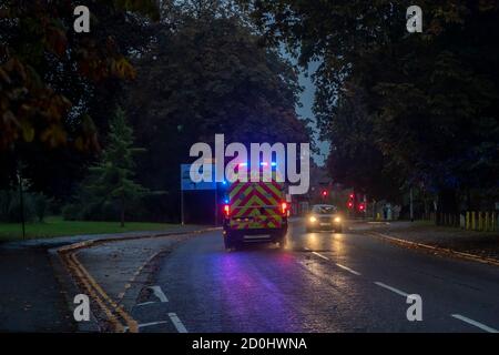 Northampton, le 3 octobre 2020. UK Weather, UNE promenade à Abington Park tôt ce matin après la tempête Alex est passé au-dessus de Northampton hier soir, plus de pluie est prévue pour aujourd'hui. Crédit : Keith J Smith./Alamy Live News Banque D'Images