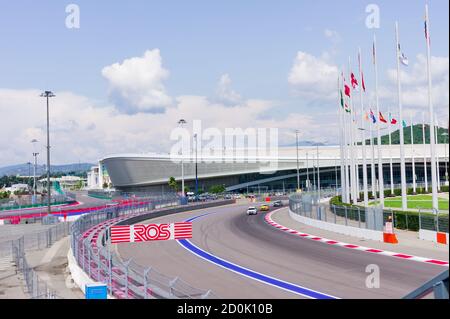 Sotchi, Russie - 07 septembre 2019 : Parc olympique de Sotchi. Fragmenter la piste de course. Banque D'Images