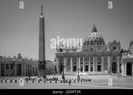 Un jour d'été dans la ville antique de Rome presque abandonnée Banque D'Images